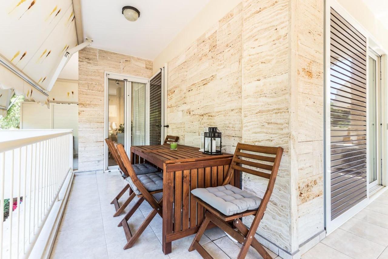 Elegant Apartment W Great Balcony In Vouliagmeni Athens Exterior photo